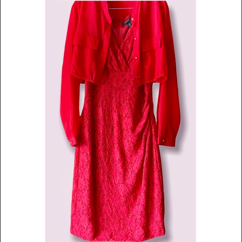 Ralph Lauren lace bodycon dress. Fully lined knee length. Size 12 - Picture 3 of 7